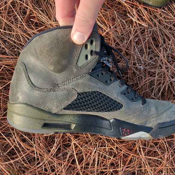 Nike Air Jordan 5 Fear Pack - Picture 2 of 3